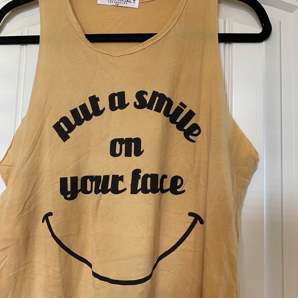New Tank Top - Picture 4 of 4